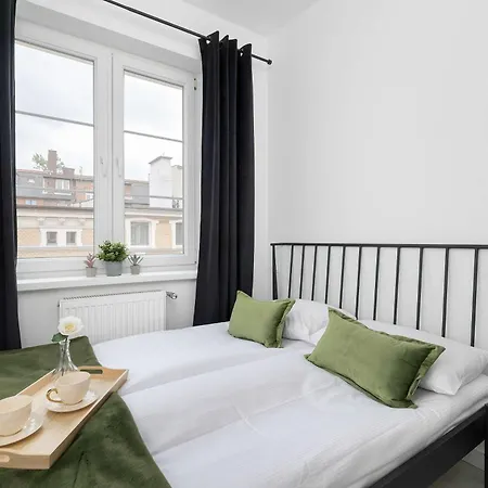 Cosy With A Charming Interior, Pet Friendly By Renters Apartament *
