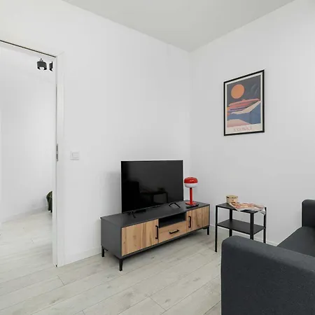 Apartament Cosy With A Charming Interior, Pet Friendly By Renters