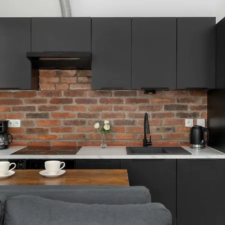 Cosy With A Charming Interior, Pet Friendly By Renters Apartament